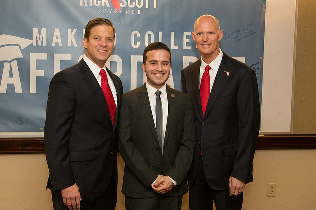 Rick Scott Supporting Undocumented Immigrants In 2014