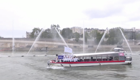 IOC Refugee Olympic Team on the Seine